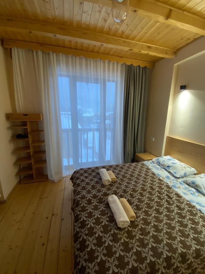 Sana Guest House Mestia Esterno foto